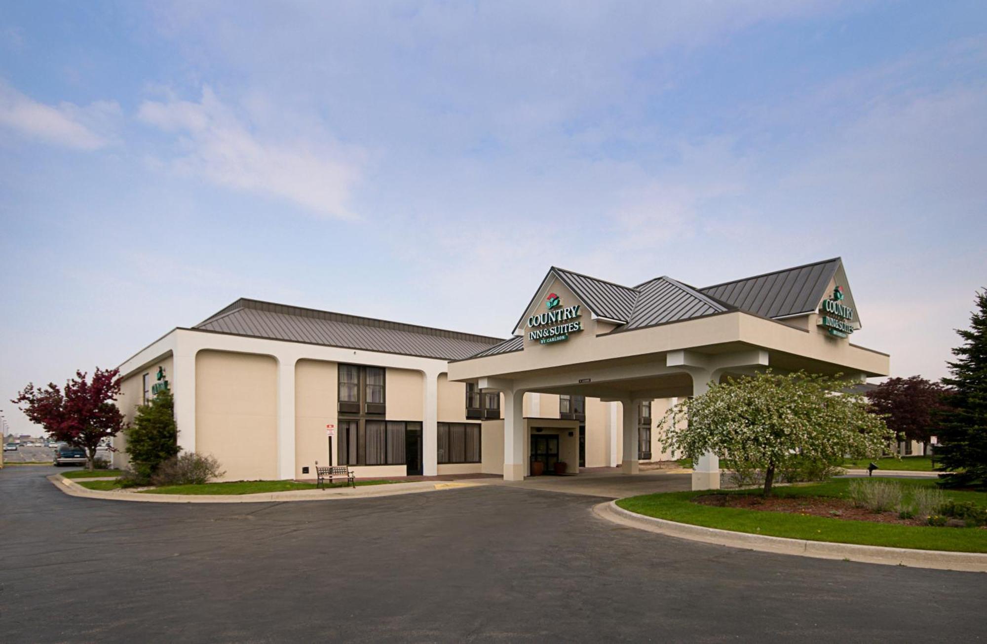 Quality Inn & Suites Saginaw Εξωτερικό φωτογραφία